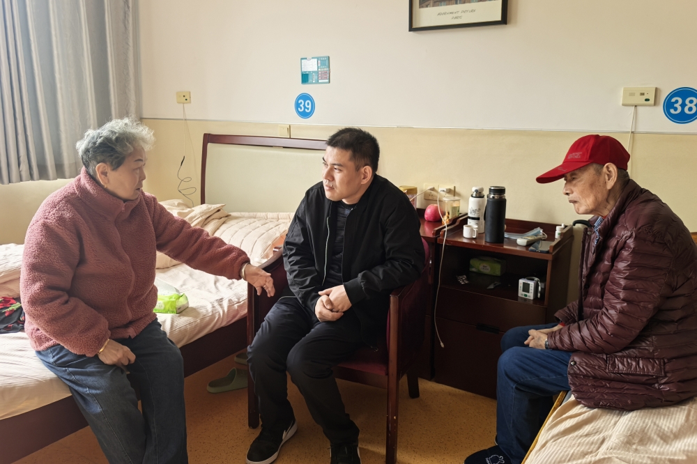 重阳敬老 · 礼赞生命——龙居山陵园重阳节走访慰问八旬长者  